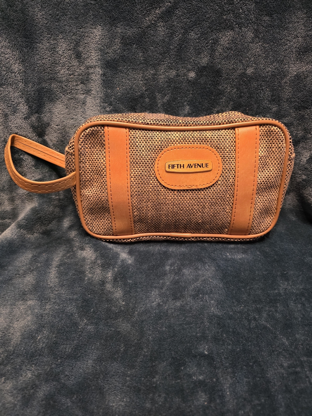 Vintage Fifth Avenue Tan and Brown Travel Toiletry Bag
